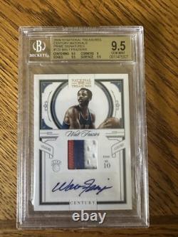 2010 National Playoff Treasures Walt Frazier AUTO5/5 BGS9.5 SMALL CRACK IN SLAB