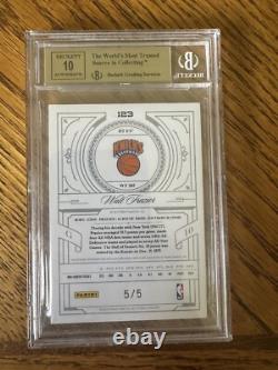 2010 National Playoff Treasures Walt Frazier AUTO5/5 BGS9.5 SMALL CRACK IN SLAB