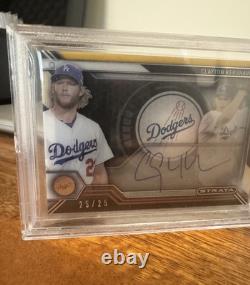 2016 Topps Strata Signatures Clayton Kershaw GOLD Parallel #25/25 BGS 9/10 Auto