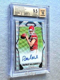 2017 PANINI Prizm Blue Wave Ref. Auto. PATRICK MAHOMES II RC BGS 9.5 with10 Center