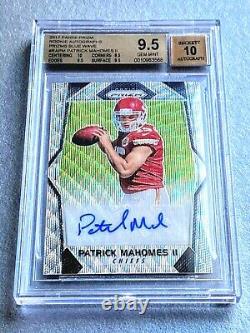 2017 PANINI Prizm Blue Wave Ref. Auto. PATRICK MAHOMES II RC BGS 9.5 with10 Center