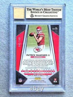 2017 PANINI Prizm Blue Wave Ref. Auto. PATRICK MAHOMES II RC BGS 9.5 with10 Center