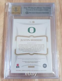 2020 Justin Herbert Panini Flawless Collegiate /25 On Card Patch BGS 10 Auto RC
