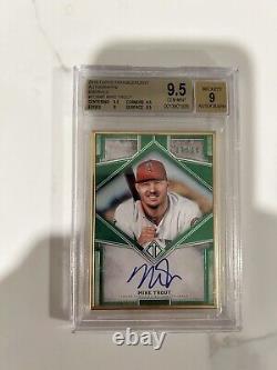 Baseball cards auto graded