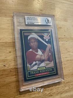 Frank Robinson BGS AUTOGRAPH 1999 Hillshire Farms Authentic Auto Collector Card