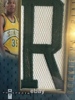 Kevin Durant 2007-08 Fleer Hot Prospects Rookie Materials BGS 7.5 Auto 10