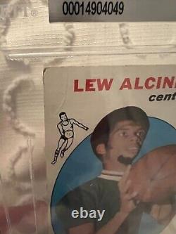 Lew Alcindor 1969 69 Topps Rookie Auto Autograph Signed BGS Kareem Abdul Jabbar