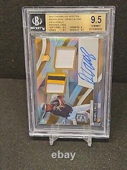 Oneil Cruz 2022 Chronicles Spectra Dual Jersey #18 BGS 9.5 Auto Rookie RC
