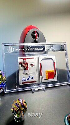 Patrick Mahomes II National Treasures Rc On-card Auto/patch Booklet /99 Bgs 9/9